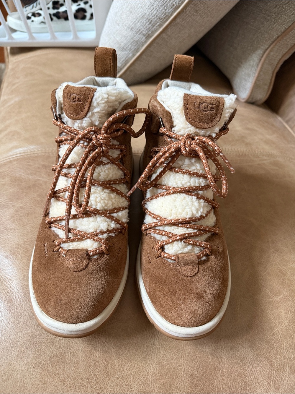UGG Women's Chestnut Suede Sherpa Lace-Up Winter Boots